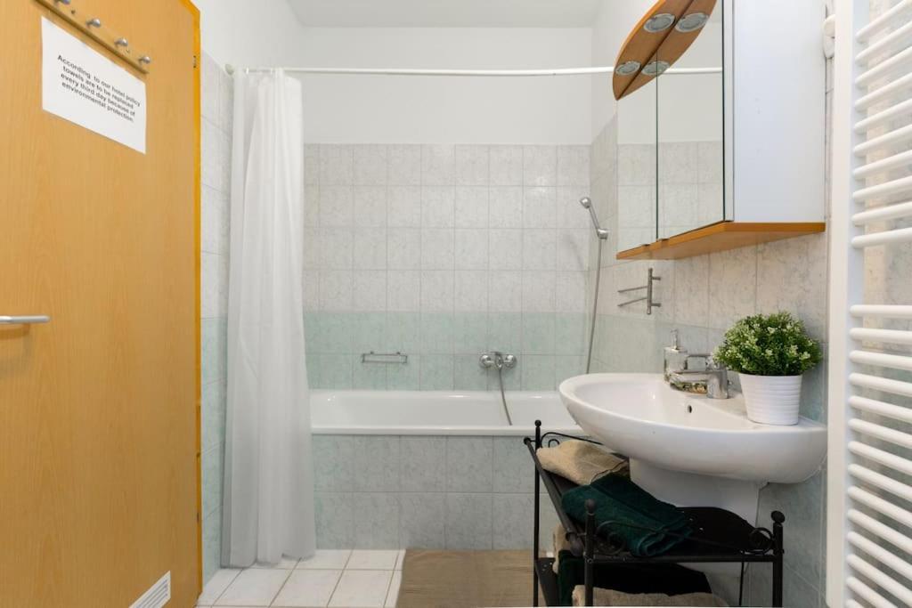 Acacia City Center Apartment Budapest Eksteriør bilde
